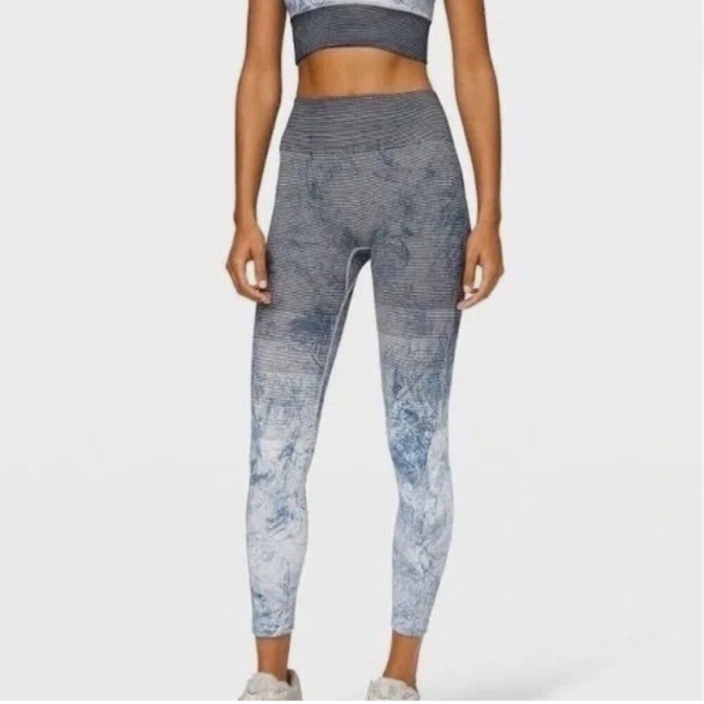 RARE Lululemon Ebb to Train Tight Wash White / Black / Luna Size 4 Ombre